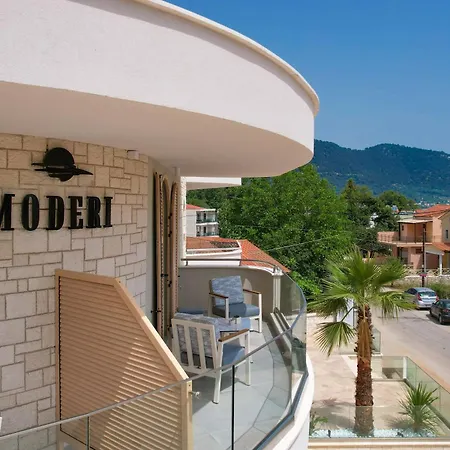 Moderi Luxury Ξενοδοχείο με διαμερίσματα 4*