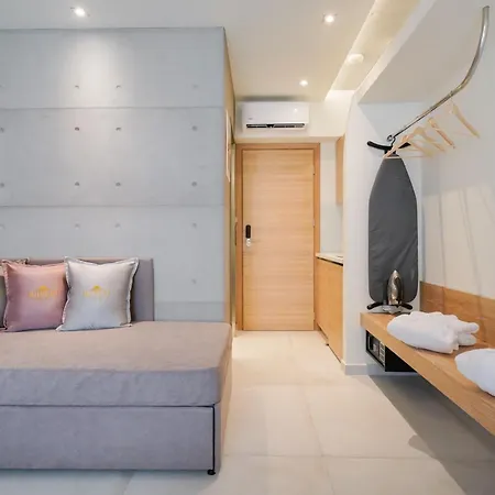 Ξενοδοχείο με διαμερίσματα Moderi Luxury 4*