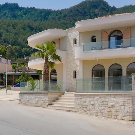Moderi Luxury 스칼라 포타미아스