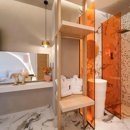 מלון דירות Moderi Luxury