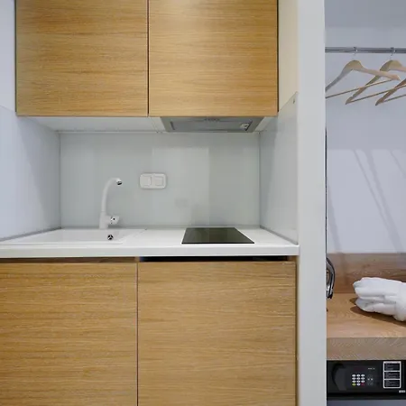 Moderi Luxury 아파트호텔 4*