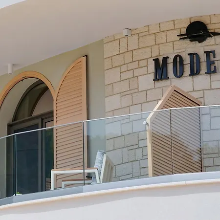 Moderi Luxury 스칼라 포타미아스